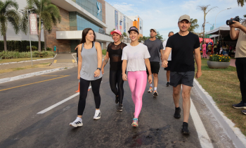 Avenida Independência vira grande rua de lazer aos domingos